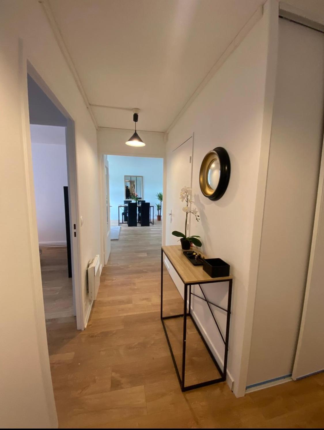Appartement 59M2 Professionnel Ou Familial Saint Quentin En Yvelines Montigny-le-Bretonneux Buitenkant foto